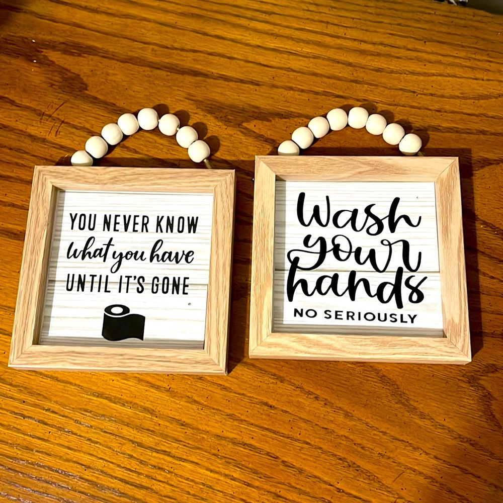Cute Bathroom signs - New
